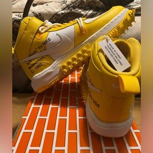 BRAND NEW! Nike Af1 Mid White And Varsity Maize C/O Off-White™️ Men size 9.5.